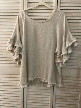 NWT! Umgee Oatmeal Fringe Ruffle Sleeve Tunic Size Large Linen & Cotton Blend